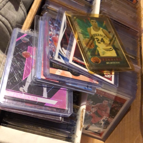 HUGE SPORTS CARD LOT - Picture 5 of 5